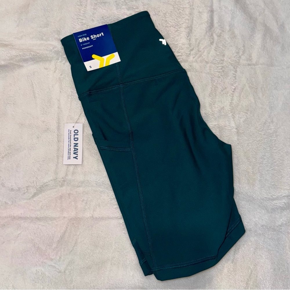 Old Navy Women's High-Waisted Powersoft Pocket Biker Shorts 6” Inseam NWT!